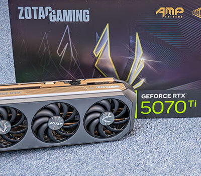 Carte Graphique Zotac Gaming GeForce RTX 5070 Ti Amp Extreme Infinity