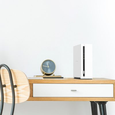 Serveur NAS Qnap TS-133 - 1 baie (Blanc)