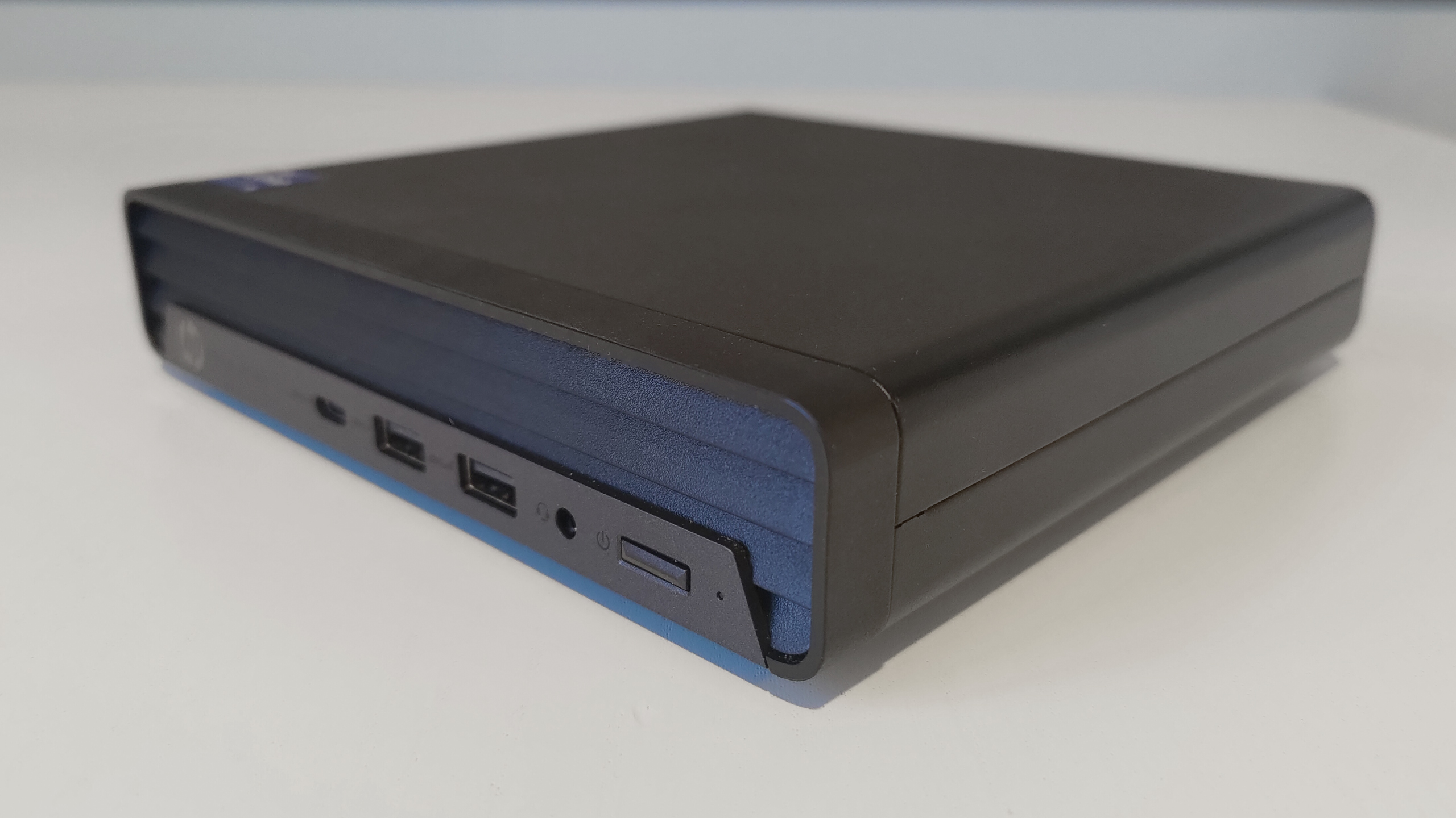 HP Pro Mini 400G9R i5-1T45020MB 8Gb/256GbSSD WifAX+BT W11P 3y